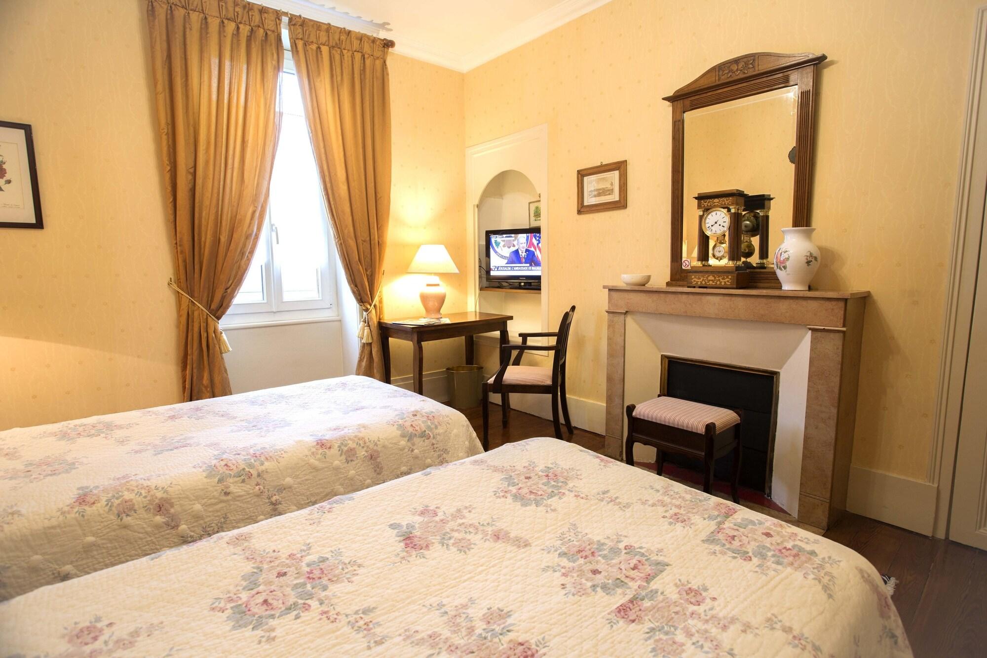 Hotel La Villa Fleurie Beaune  Ngoại thất bức ảnh