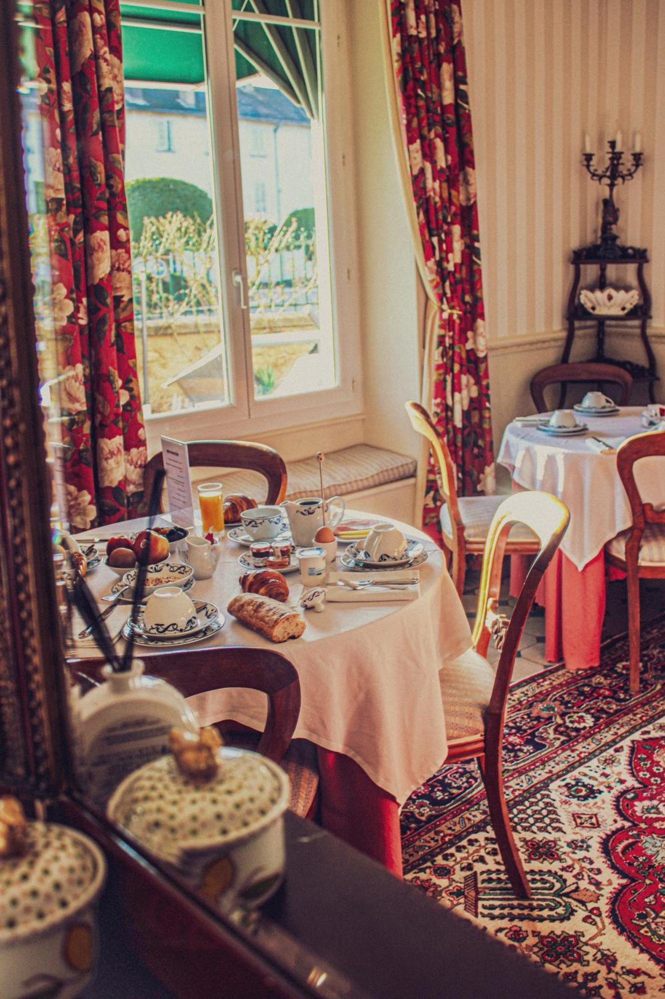 Hotel La Villa Fleurie Beaune  Ngoại thất bức ảnh