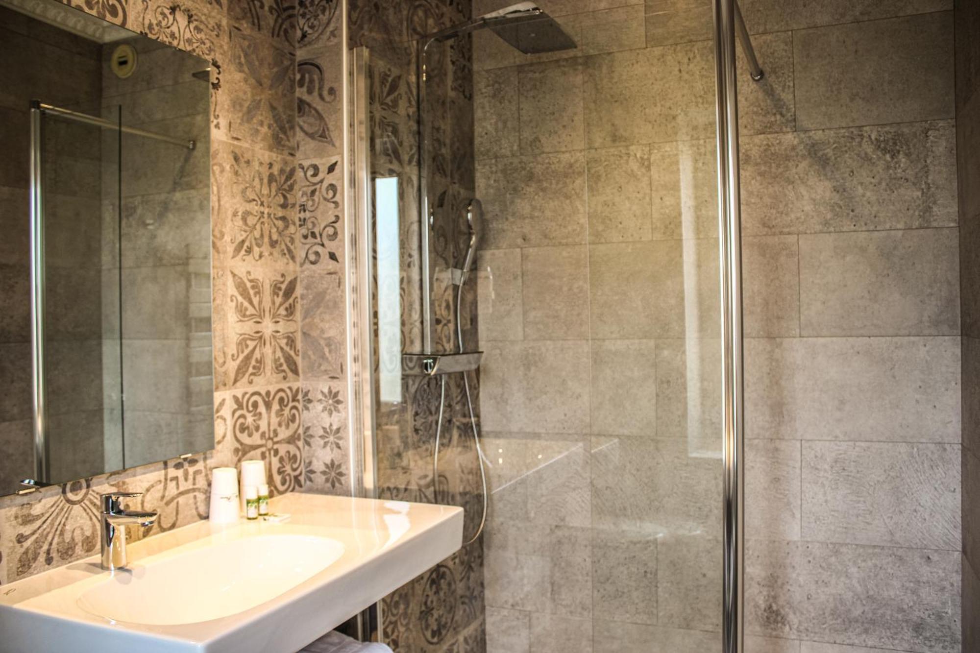 Hotel La Villa Fleurie Beaune  Ngoại thất bức ảnh